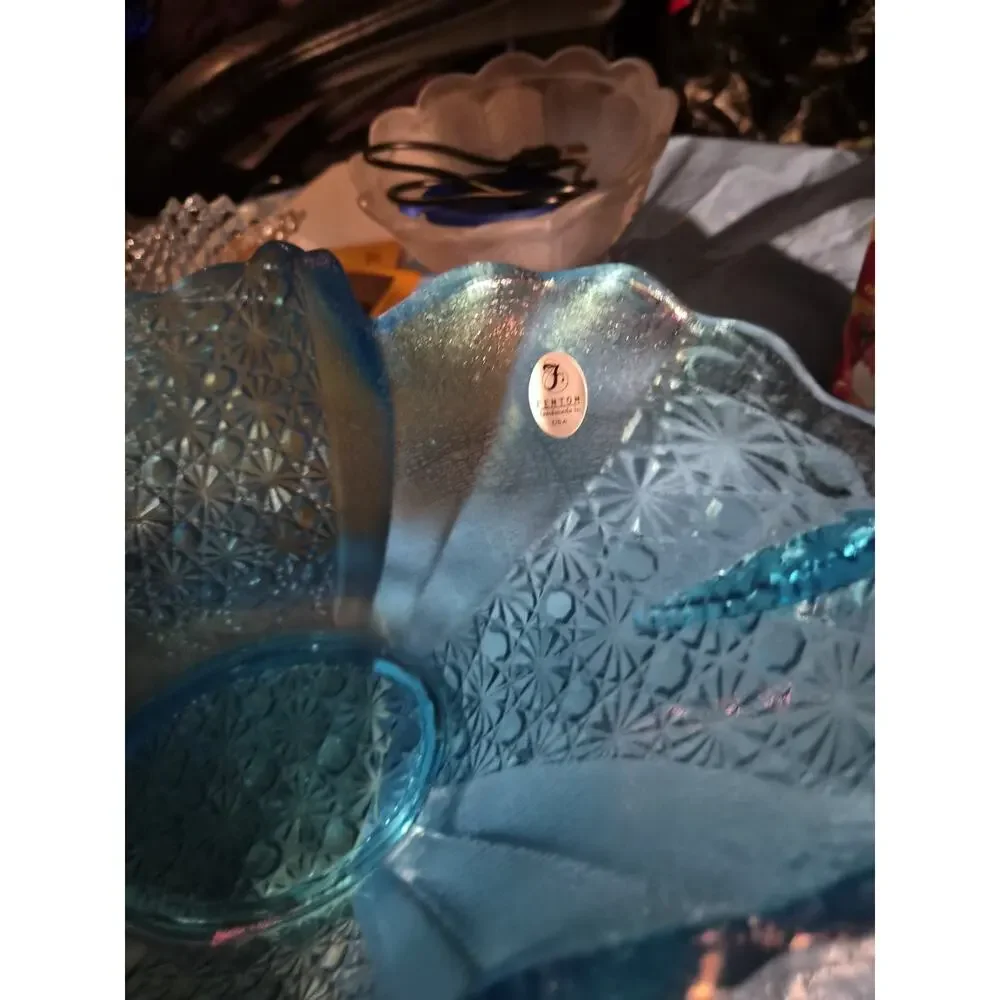Vintage Fenton Art Glass Blue Iridescence Console Bowl With An Scalloped Fan